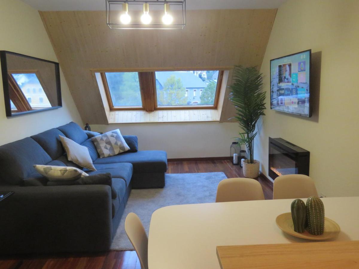 Atico Duplex Reformado Con Vistas A La Montana Apartment Canfranc Ngoại thất bức ảnh